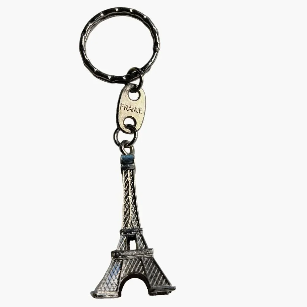 Eiffel Tower Keychain Souvenir Paris France Silver Tone Metal Key Ring